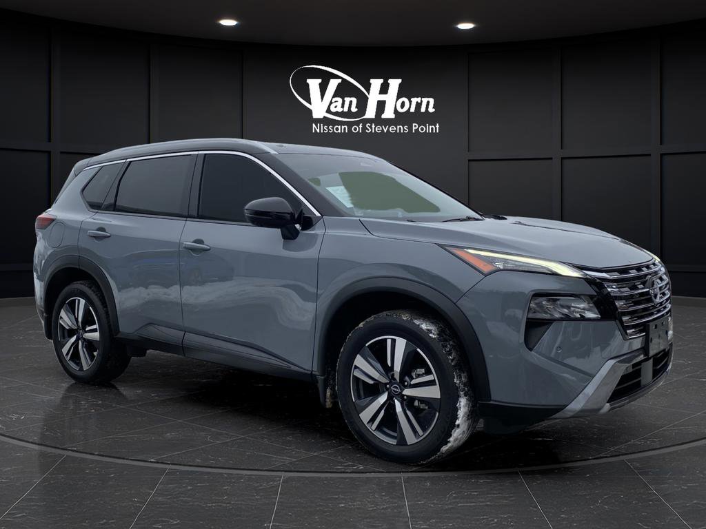 Used 2025 Nissan Rogue SL w/ SL Premium Package image 35