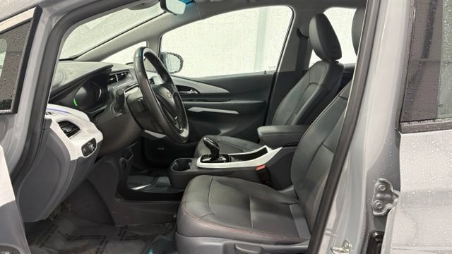 Used 2021 Chevrolet Bolt Premier w/ Infotainment Package FWD image 11