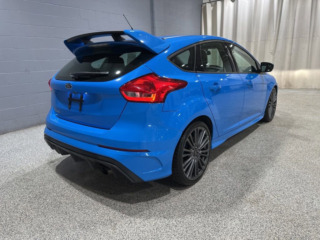 Used 2017 Ford Focus RS AWD/4WD image 3