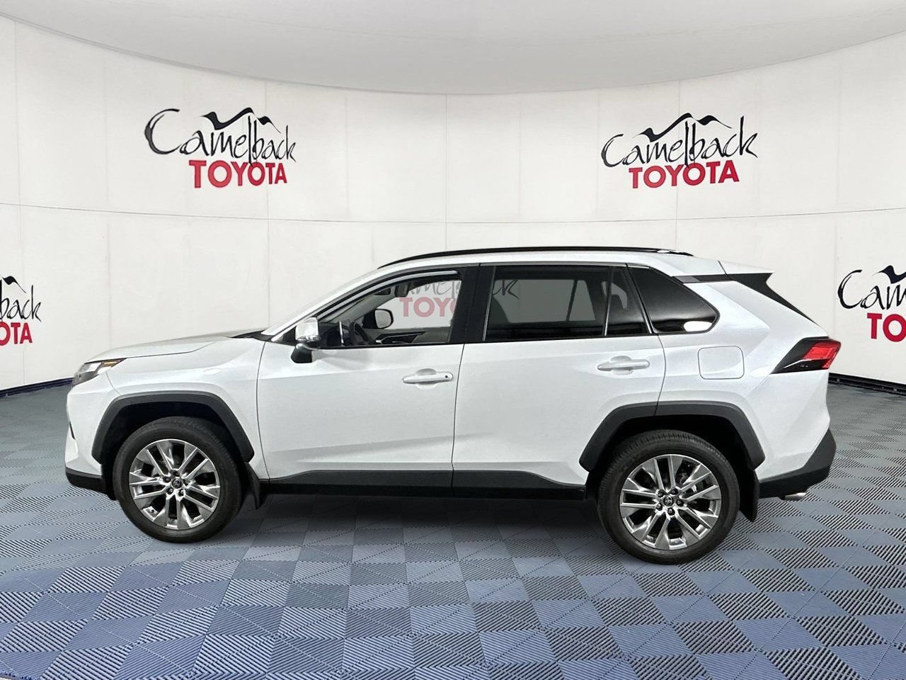 Used 2025 Toyota RAV4 XLE Premium w/ Weather Package FWD image 5