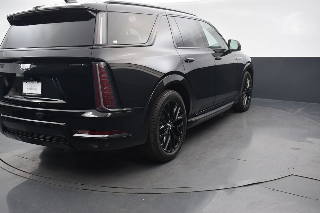 New 2026 Cadillac Escalade IQL Sport 2 w/ LPO, ONYX Package AWD/4WD image 6