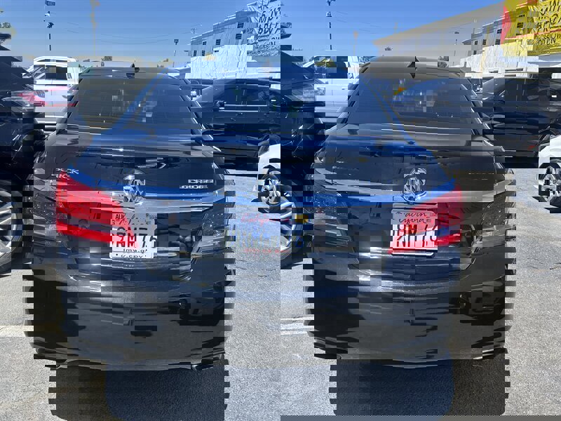 Used 2016 Buick LaCrosse image 28