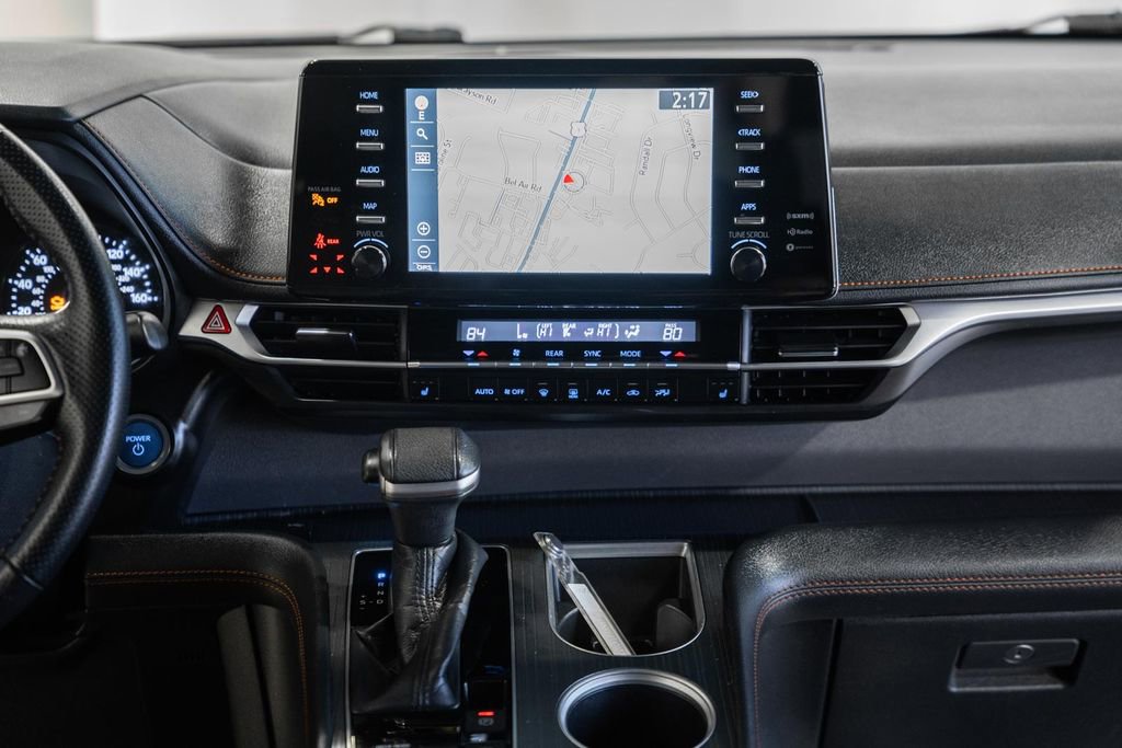 Used 2021 Toyota Sienna XSE image 21