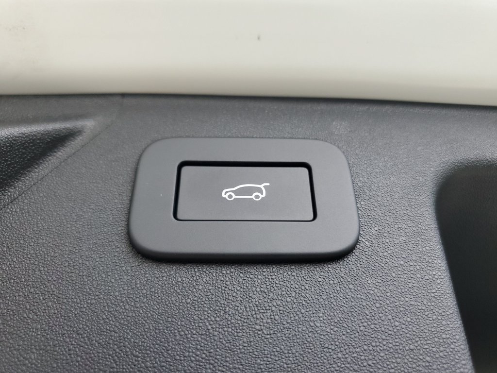 New 2026 Land Rover Discovery Sport Landmark AWD/4WD image 36
