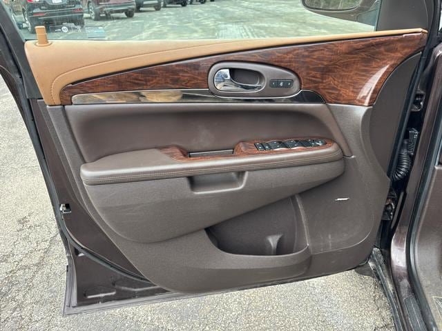 Used 2017 Buick Enclave Leather w/ Enclave Tuscan Edition image 10
