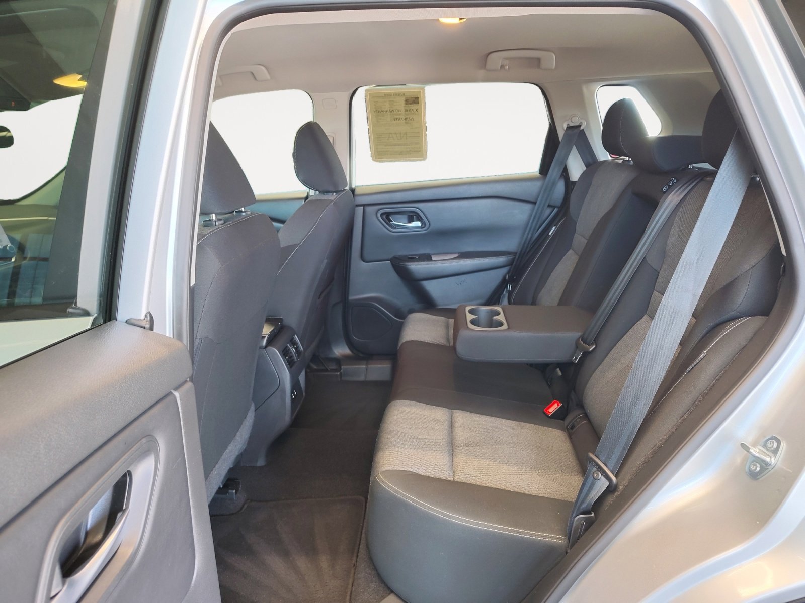 Certified 2024 Nissan Rogue SV image 24