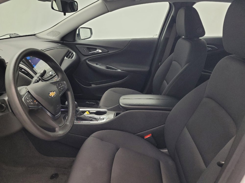Used 2024 Chevrolet Malibu LT image 17