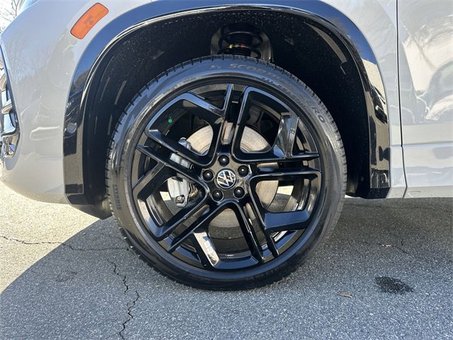 New 2026 Volkswagen Tiguan SE R-Line image 11