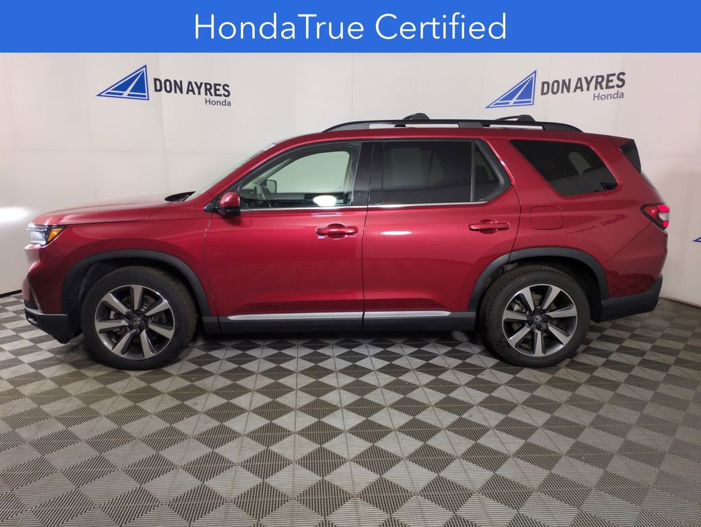 Certified 2024 Honda Pilot Elite image 2
