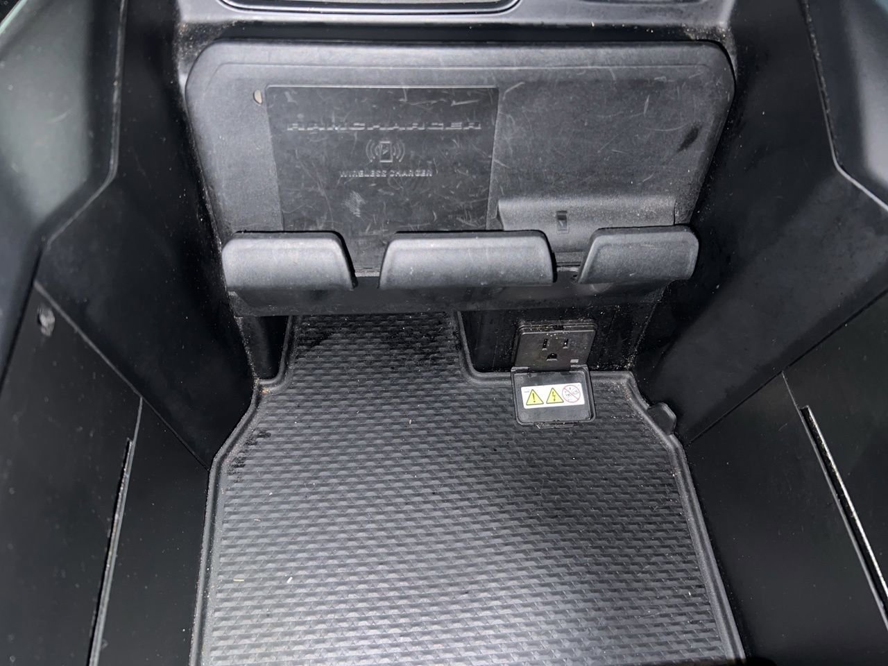 Used 2020 RAM 1500 Laramie AWD/4WD image 29