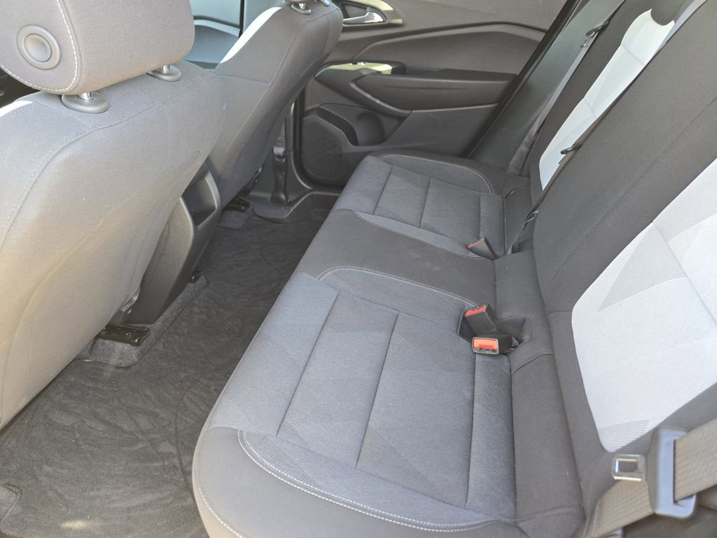 Used 2025 Chevrolet Trax LS w/ LS Convenience Package image 21