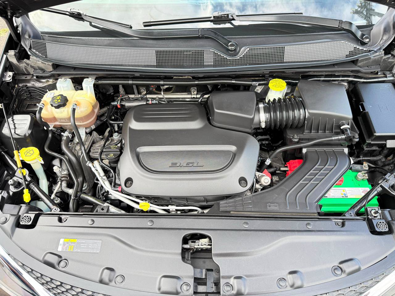 Used 2021 Chrysler Voyager Lxi FWD image 35