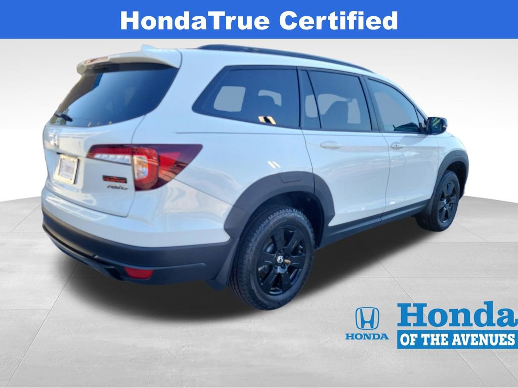 Certified 2022 Honda Pilot TrailSport image 5