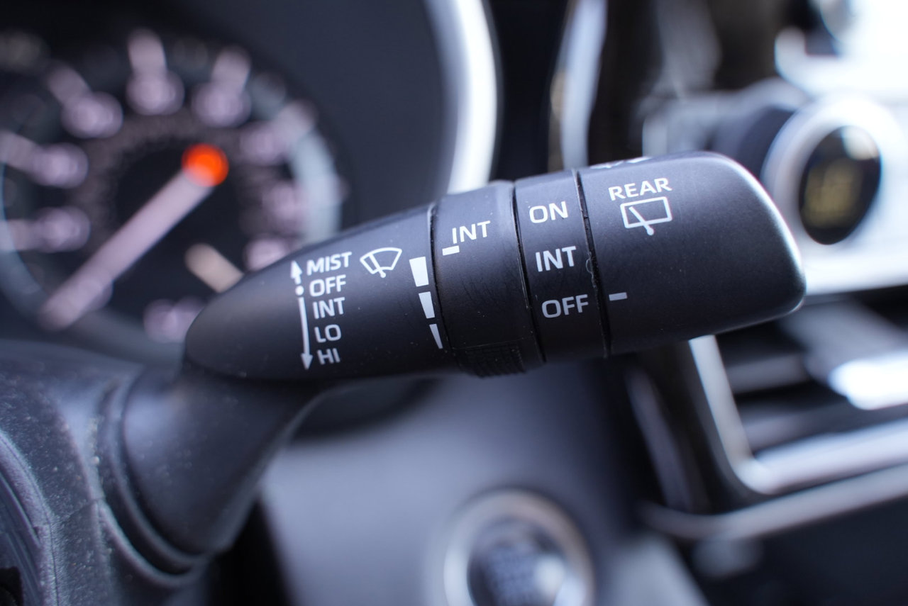 Used 2020 Toyota Highlander XLE image 38