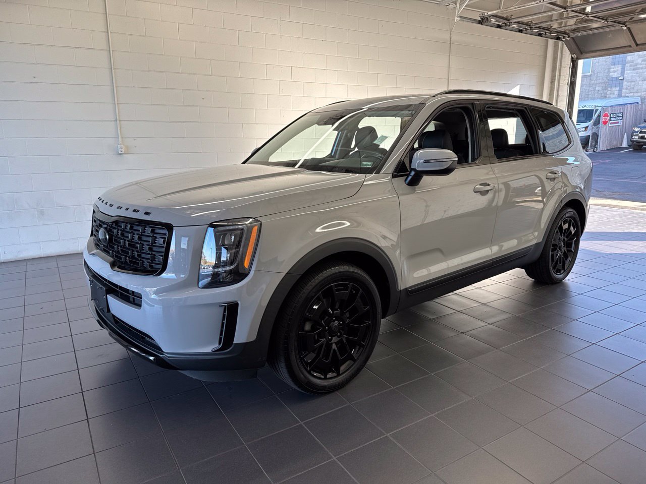 Used 2021 Kia Telluride EX w/ EX Premium Package AWD/4WD image 4