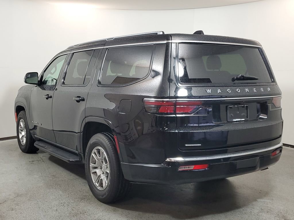 Used 2023 Jeep Wagoneer 4WD image 6