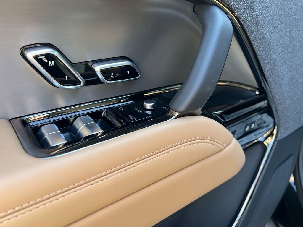 New 2026 Land Rover Range Rover Sport SE image 10