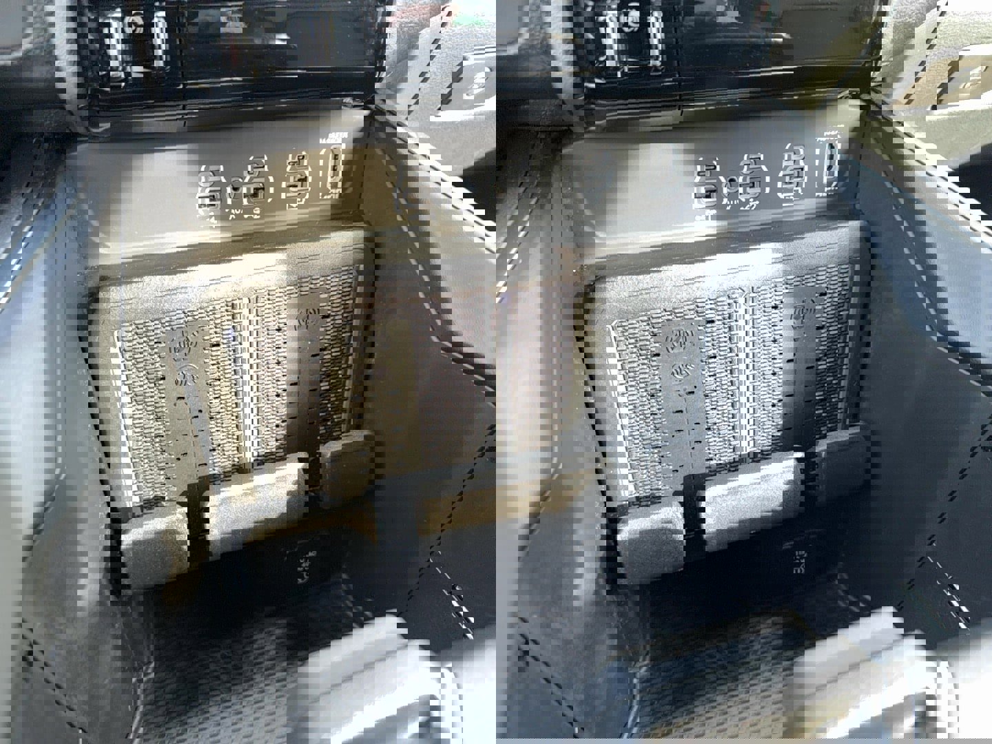 Used 2025 RAM 1500 Laramie w/ Night Edition image 14