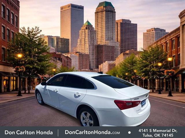 Used 2025 Chevrolet Malibu LS FWD image 7