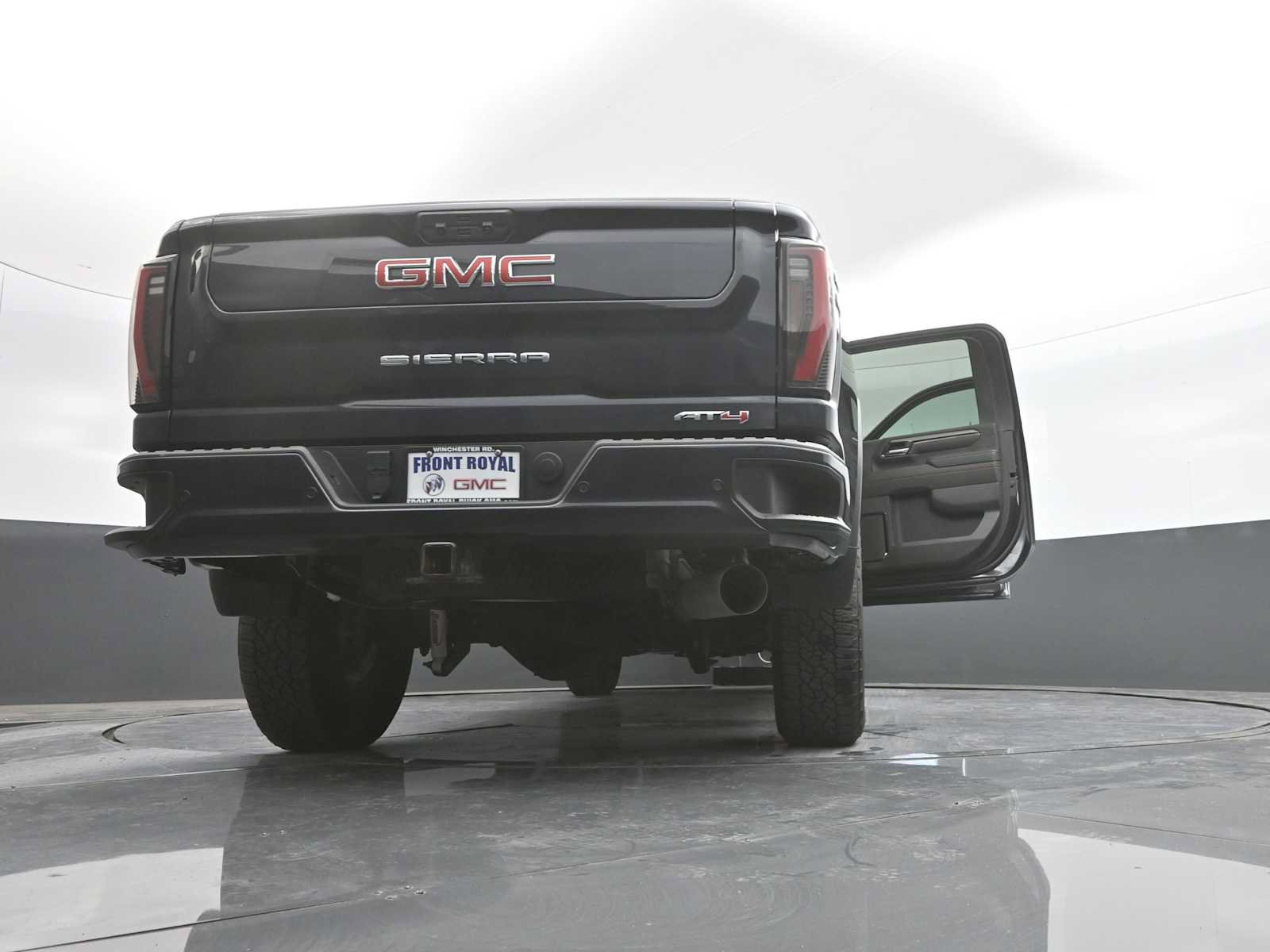 Used 2024 GMC Sierra 2500 AT4 w/ AT4 Premium Plus Package AWD/4WD image 67