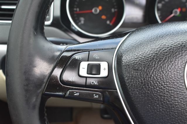 Used 2015 Volkswagen Jetta TDI SE FWD image 22