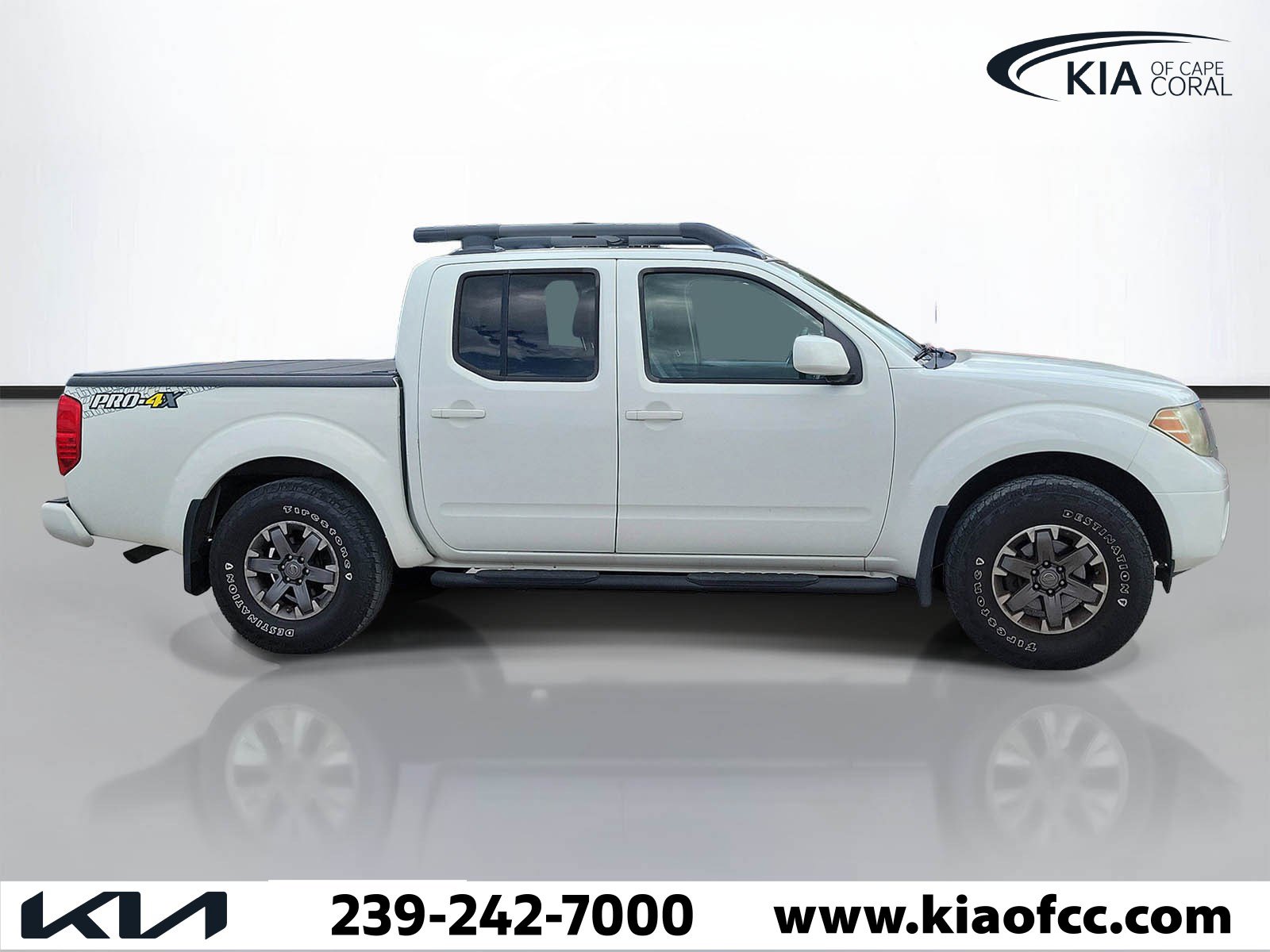 Used 2017 Nissan Frontier PRO-4X w/ Pro-4x Luxury Package image 2