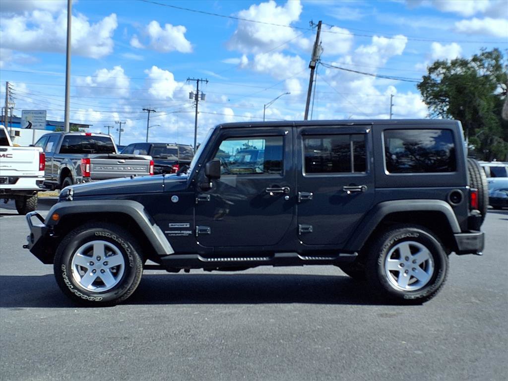 Used 2018 Jeep Wrangler Unlimited Sport S image 3