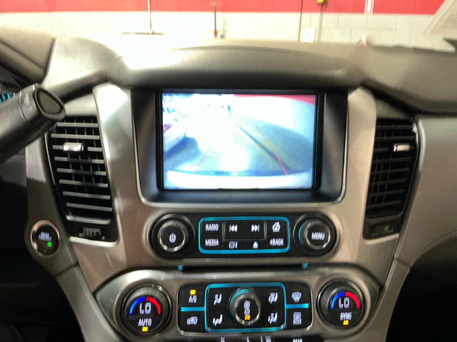 Used 2020 Chevrolet Suburban LT AWD/4WD image 29