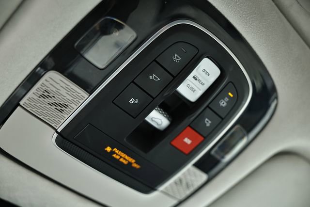 Used 2023 Hyundai Palisade Calligraphy image 42