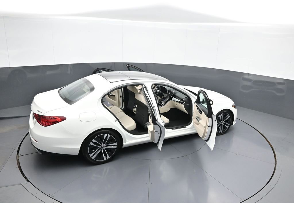 Used 2022 Mercedes-Benz C 300 4MATIC Sedan image 49