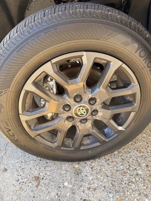 Used 2025 Toyota Tundra Platinum image 11