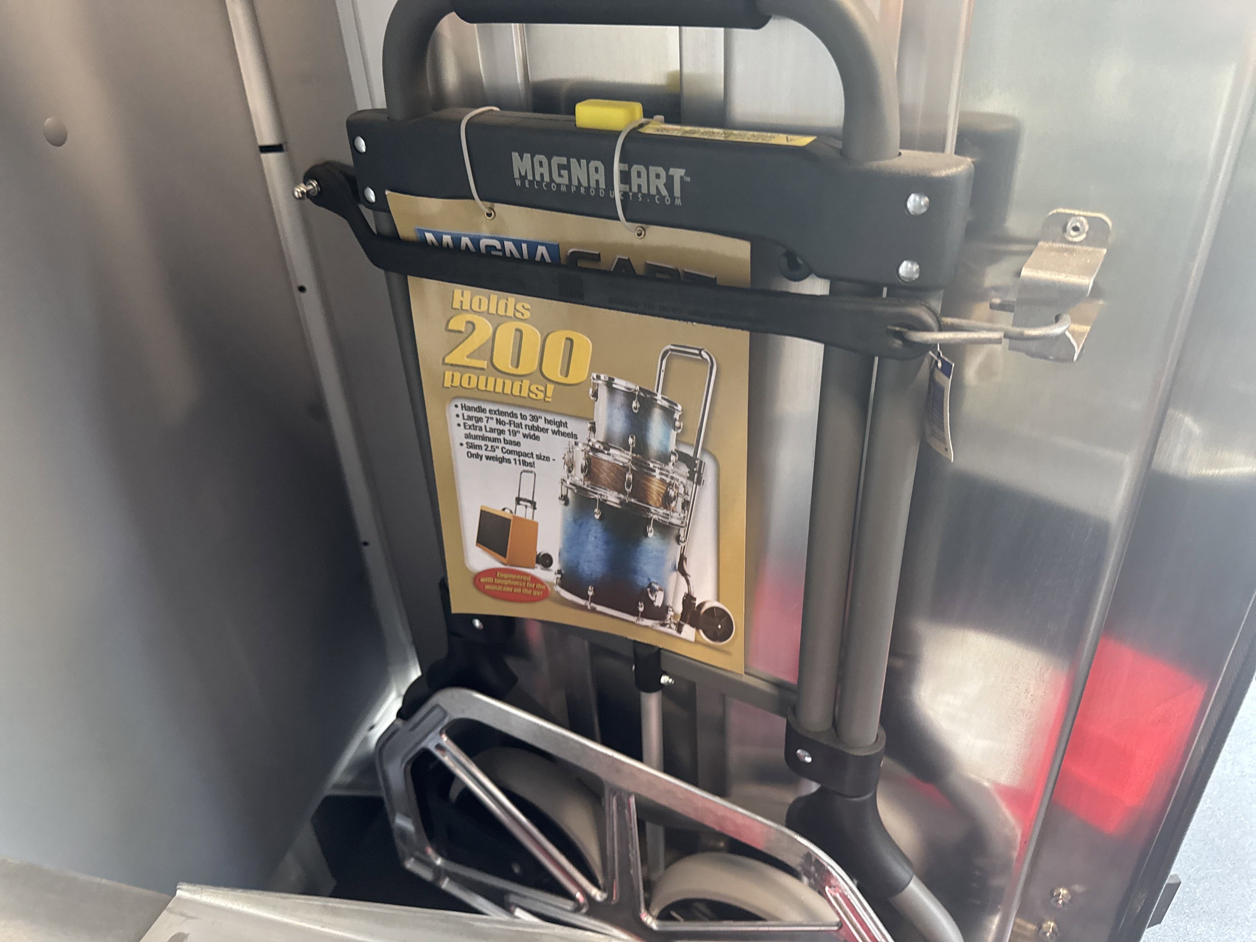 Used 2024 RAM ProMaster 3500 w/ Delivery Van Package image 16