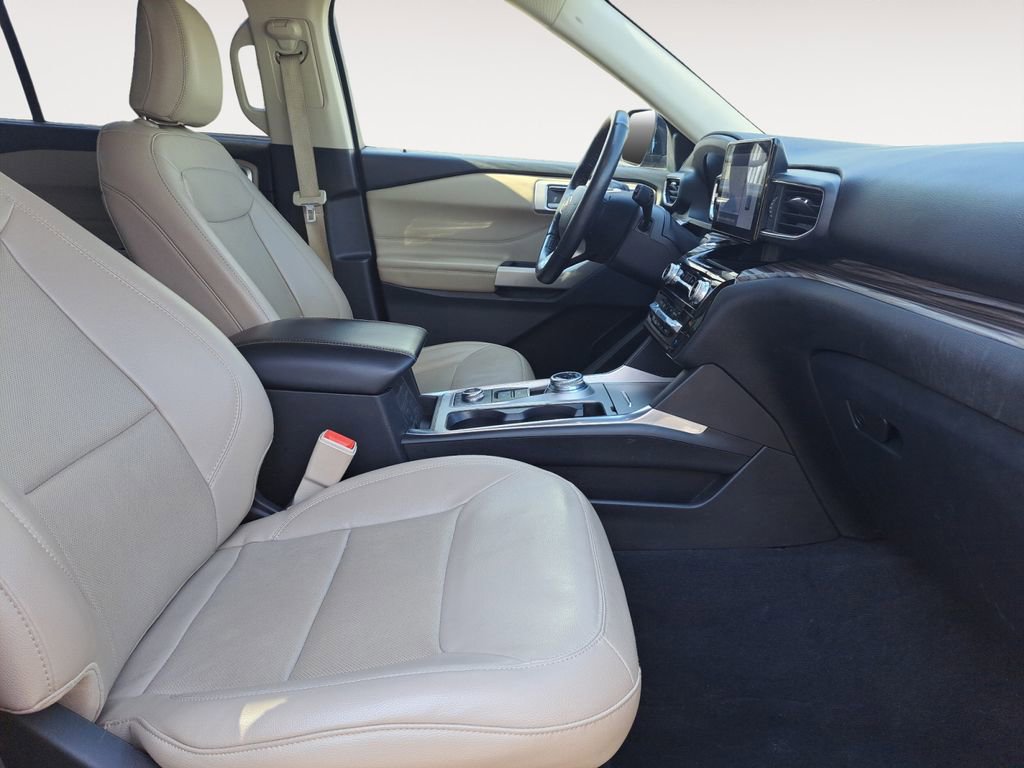 Used 2022 Ford Explorer Limited w/ Hybrid Equipment Group 310A image 15