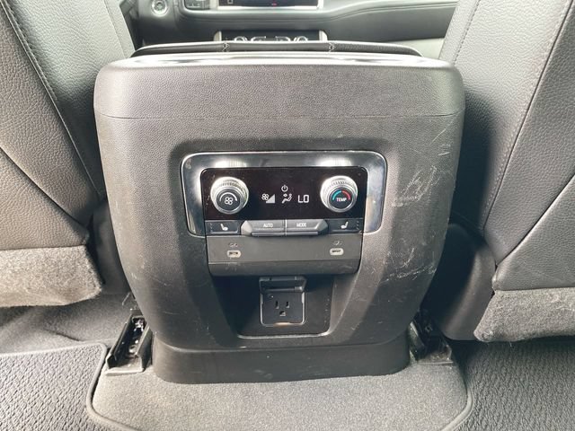 Used 2023 GMC Yukon Denali AWD/4WD image 21