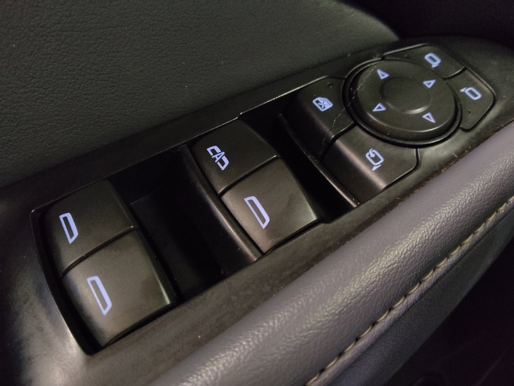 Used 2022 Buick Enclave Premium FWD image 27