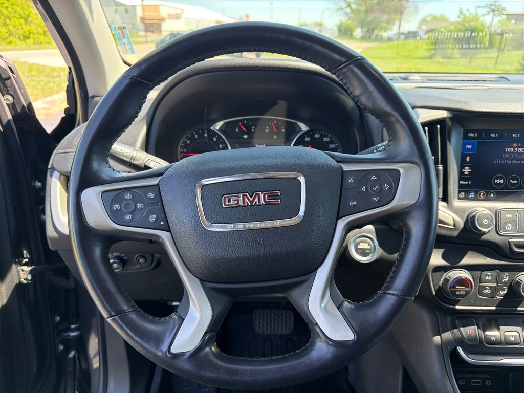 Used 2020 GMC Terrain Denali w/ Denali Premium Package image 16