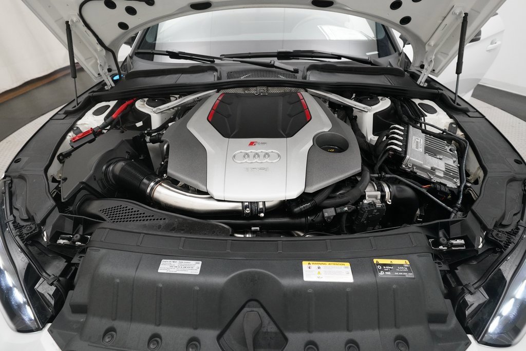 Used 2023 Audi RS 5 w/ Black Optic Carbon Package image 33