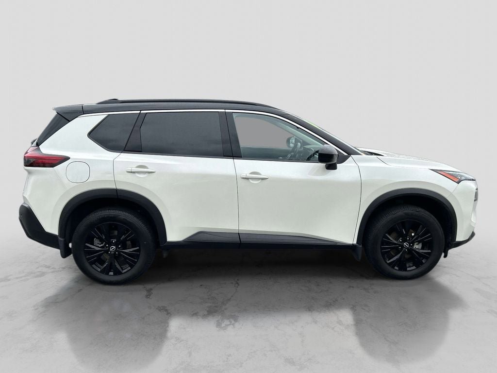Used 2023 Nissan Rogue SV w/ SV Premium B Package AWD/4WD image 6