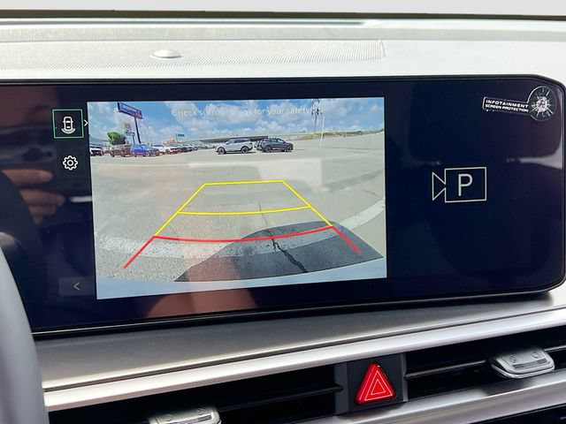 New 2026 Kia Sorento LX FWD image 13