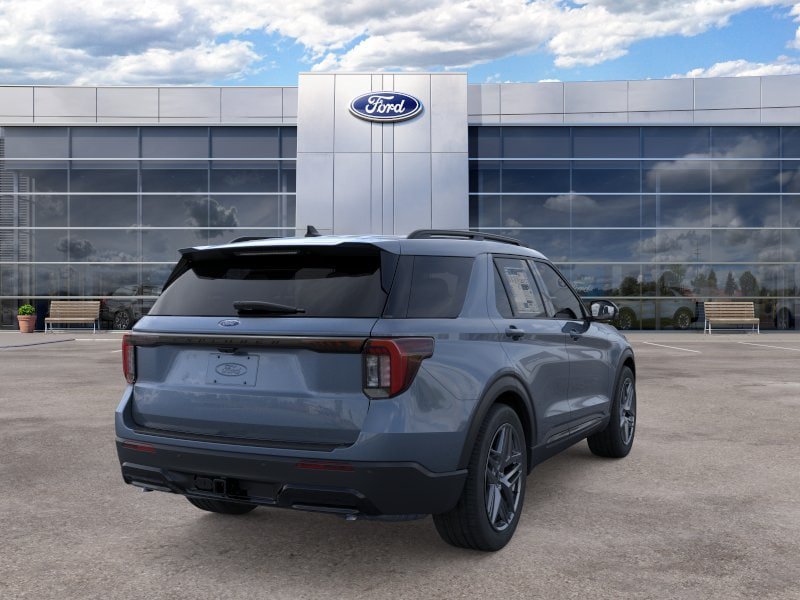 New 2026 Ford Explorer ST-Line w/ ST-Line Street Pack RWD image 8