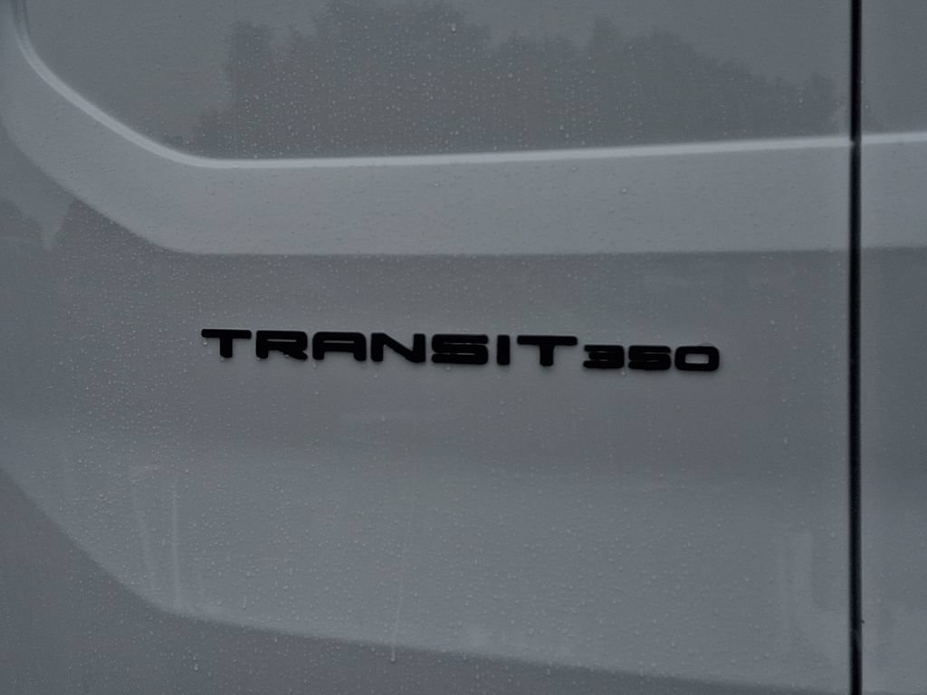New 2026 Ford Transit 350 148 Medium Roof w/ Load Area Protection Package RWD image 20