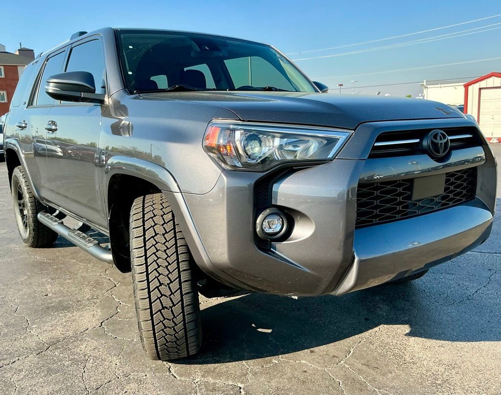 Used 2022 Toyota 4Runner SR5 Premium w/ Moonroof Package image 3