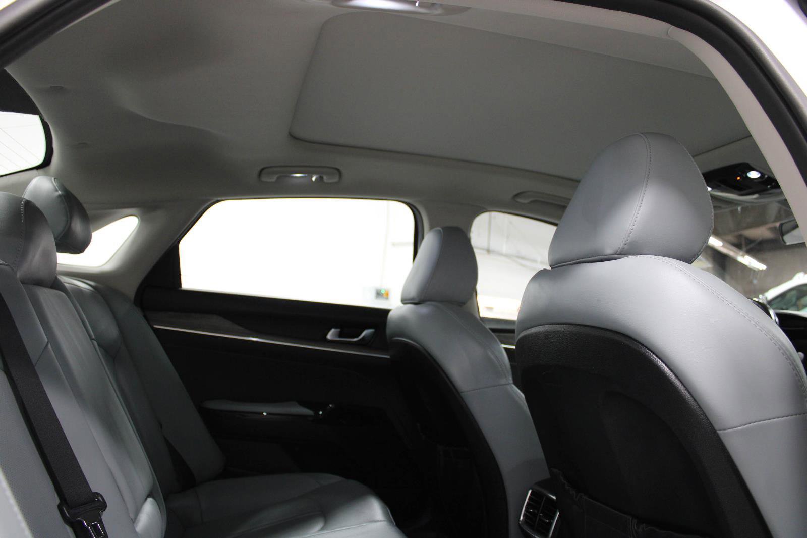 Used 2023 Kia K5 EX image 23