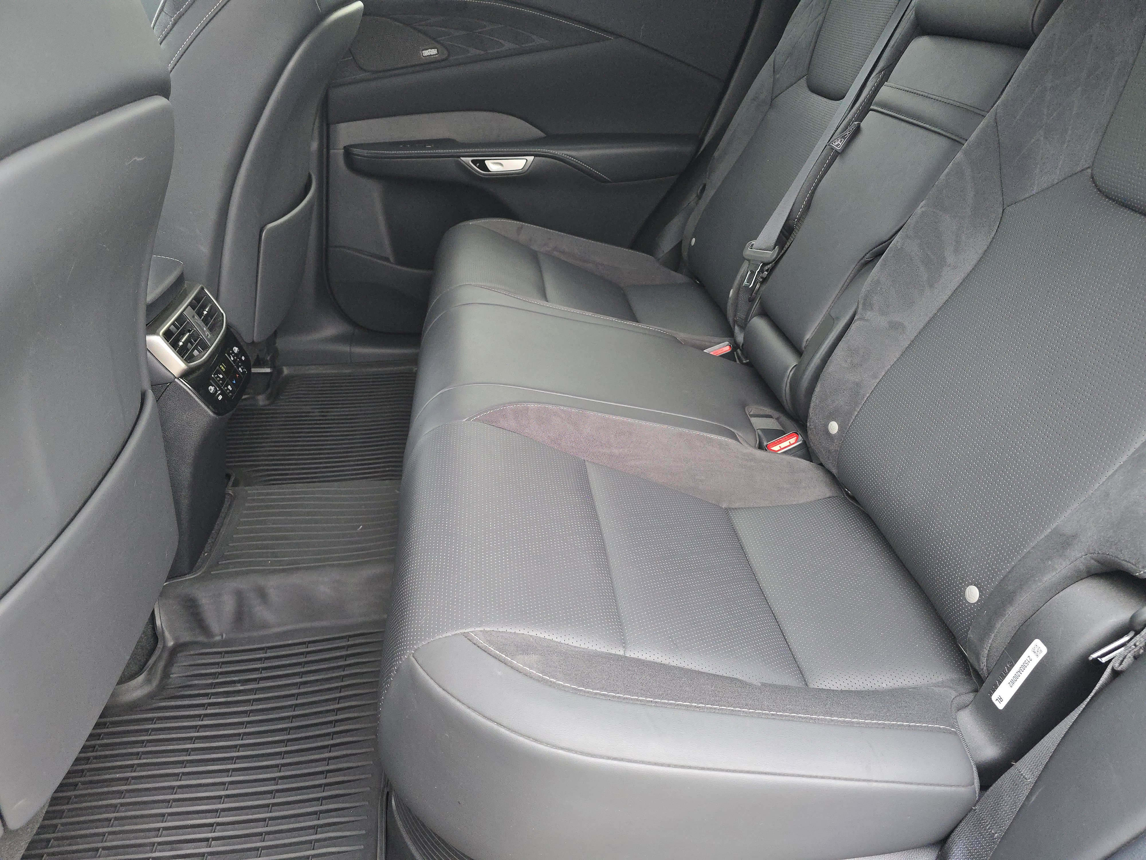 Used 2024 Lexus RX 350 image 9