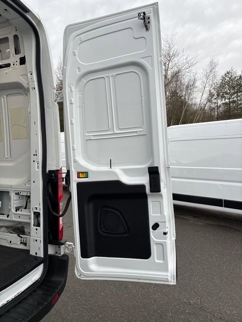 Used 2024 Ford Transit 350 148 High Roof Extended image 20
