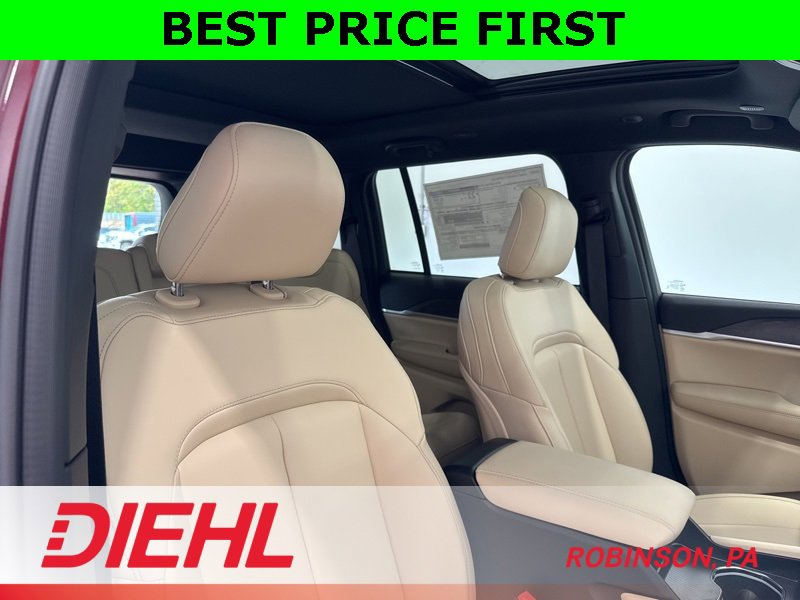 New 2025 Jeep Grand Cherokee Limited image 14