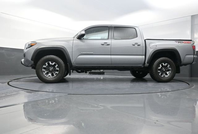 Used 2021 Toyota Tacoma TRD Off-Road AWD/4WD image 33