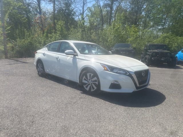 Used 2021 Nissan Altima 2.5 S w/ Driver Assist Package image 3