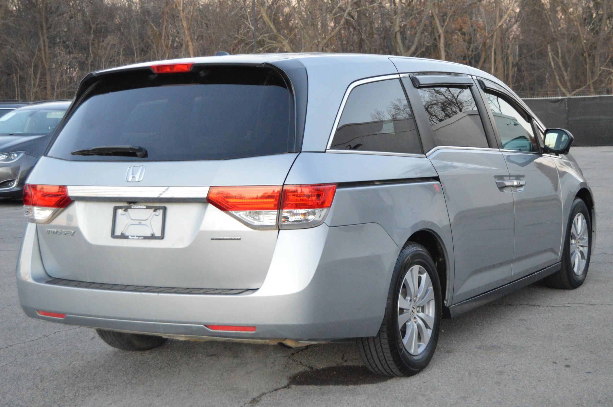 Used 2017 Honda Odyssey SE image 6