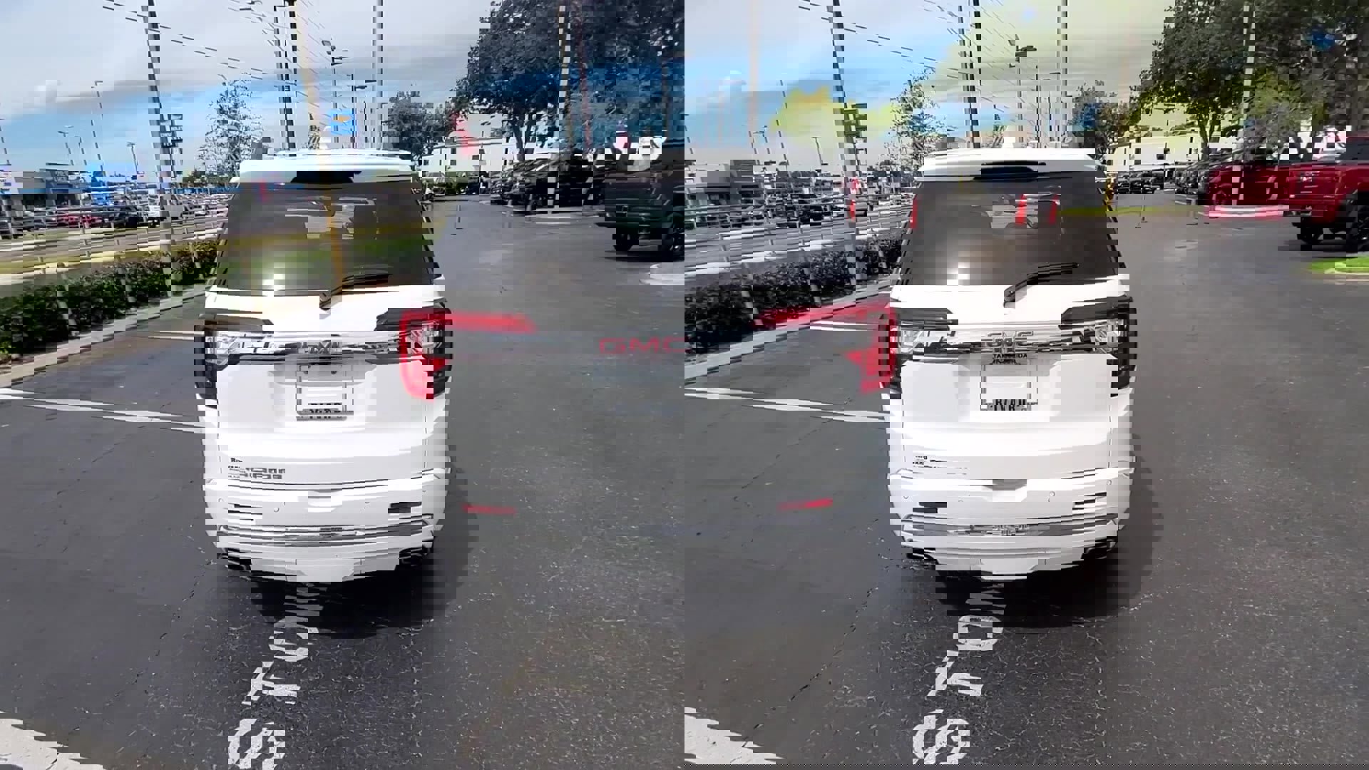 Used 2021 GMC Acadia Denali w/ Denali Technology Package image 46